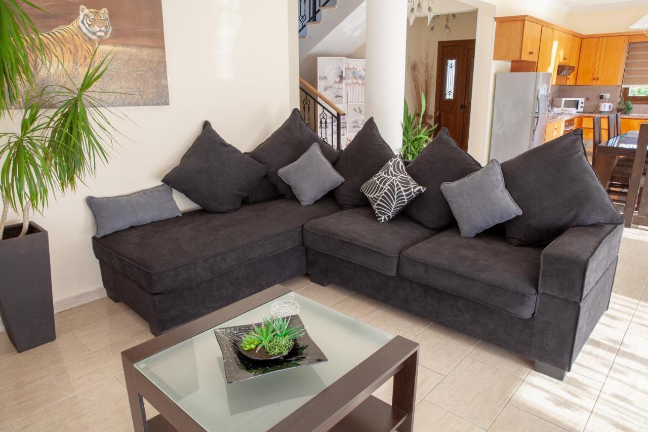 Villa Paradise Paphos Buitenkant foto