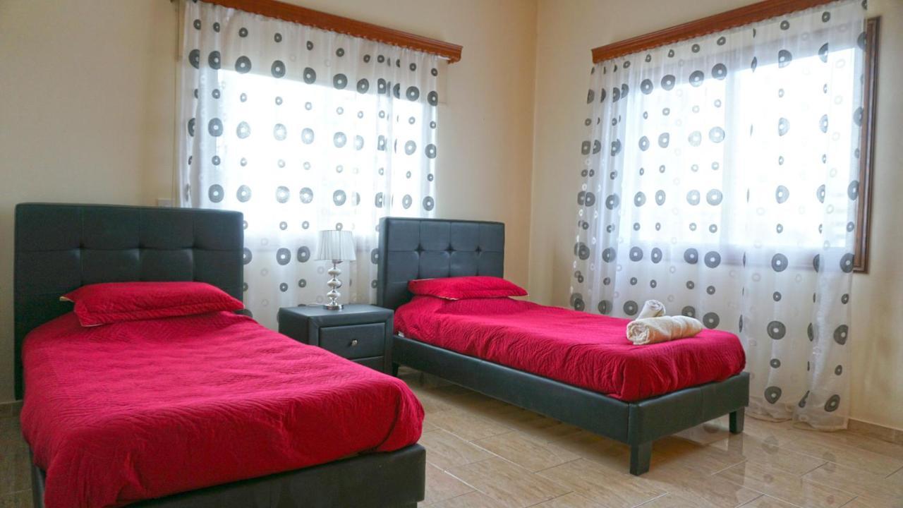 Villa Paradise Paphos Buitenkant foto